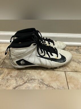 Nike Alpha Huarache 9 Varsity LAX Lacrosse Cleats - Size 9